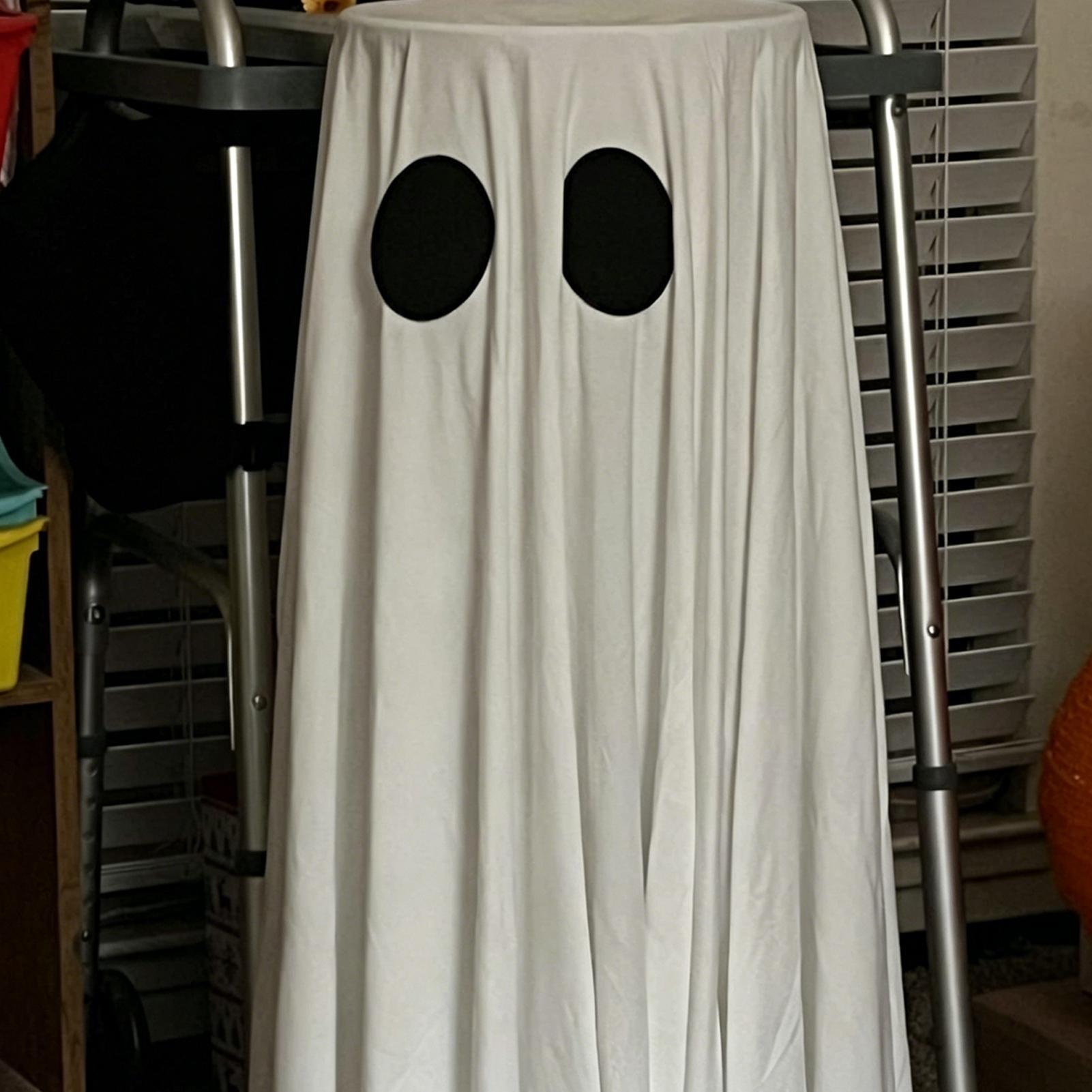 Lighting Decoration Stand - Decorações de Halloween: Fantasmas Assustadores para